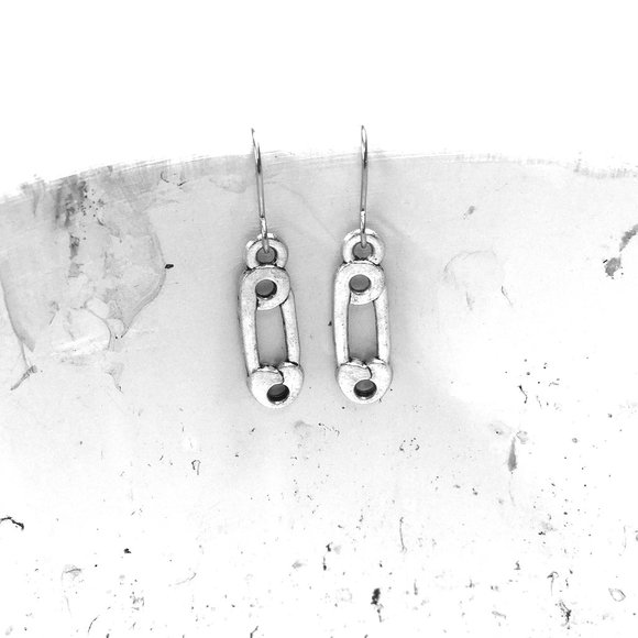 Miniature Safety Pin Fashion Designer Seamstress Charm Earrings - Picture 2 of 2